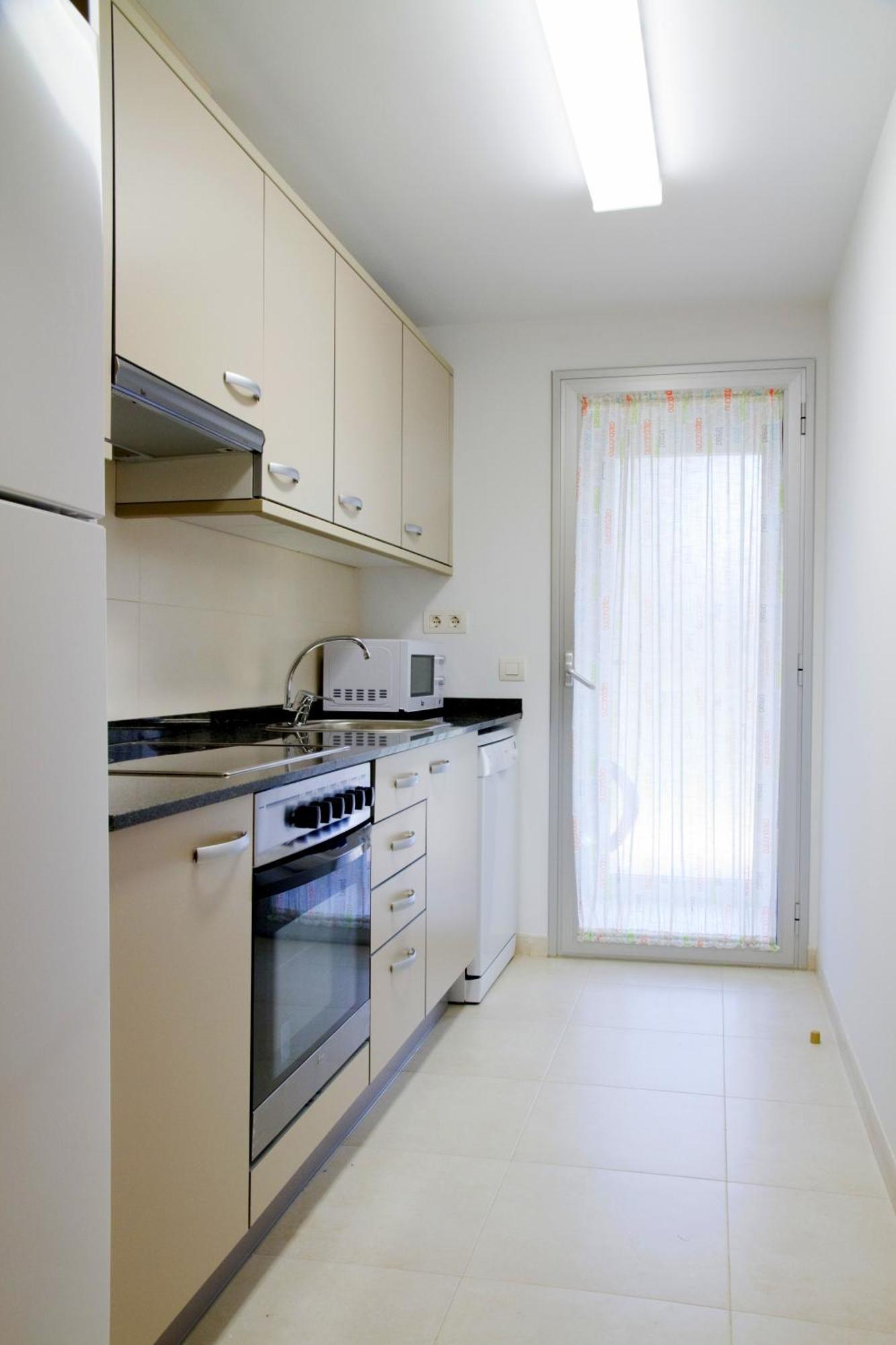 Rentalmar Paradise Families Only Con Parking Salou Buitenkant foto