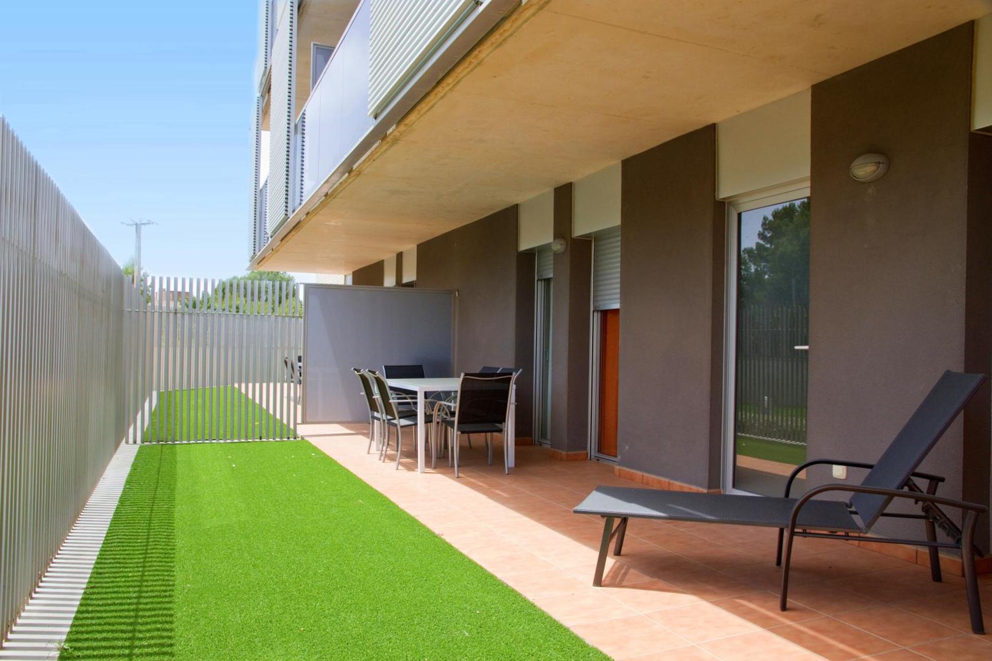 Rentalmar Paradise Families Only Con Parking Salou Buitenkant foto