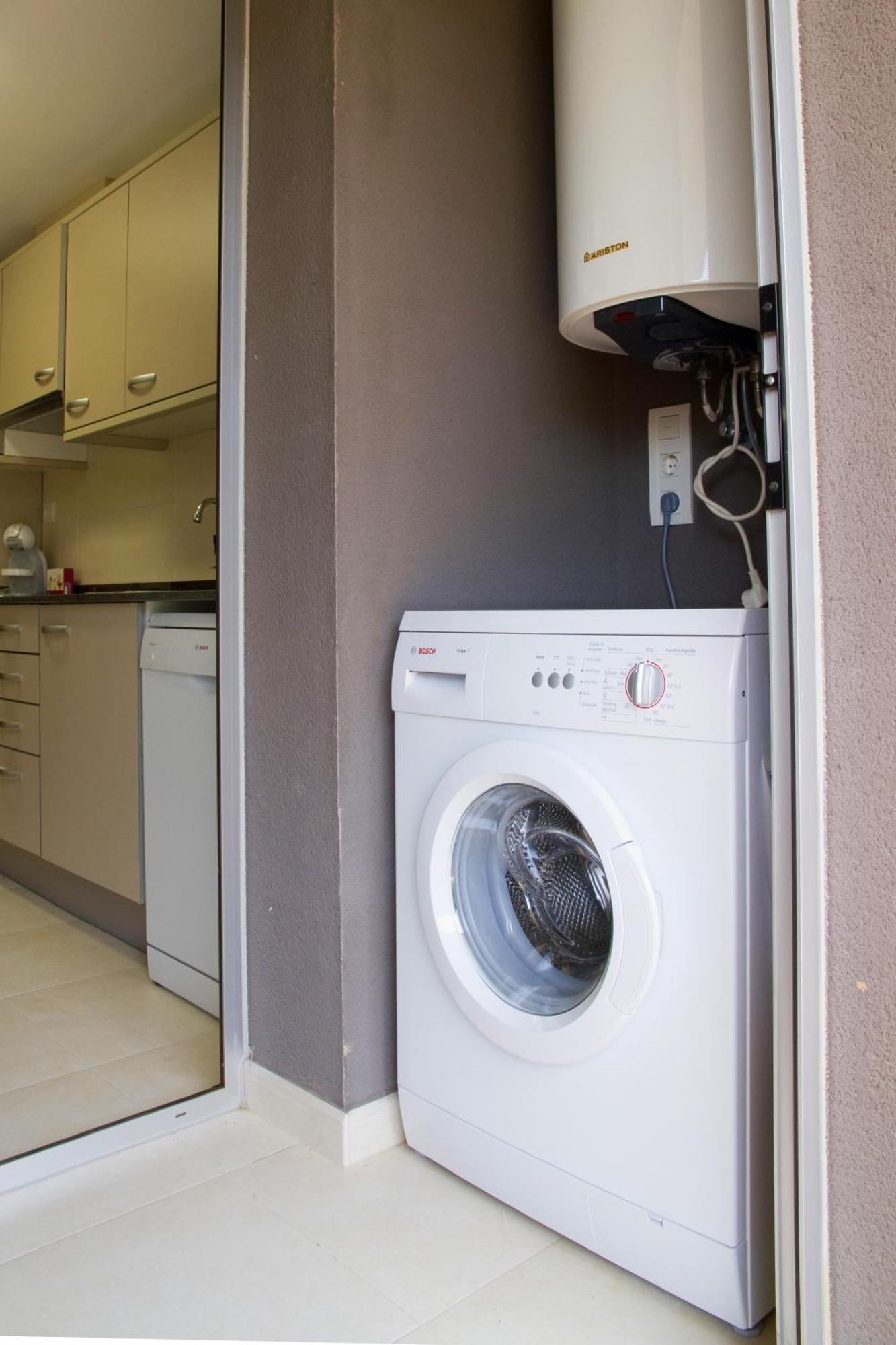 Rentalmar Paradise Families Only Con Parking Salou Buitenkant foto